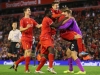 Capital One Cup: Reds postoupili až po 15. sérii penalt, Arsenal i kvůli Rosickému končí