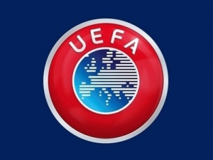 UEFA poprvé nařídila opakovat část zápasu kvůli chybě rozhodčího