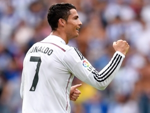 Fanoušci lákají Ronalda zpátky, pomoci má i Ferguson