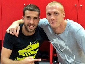 Mathieu nečekanou hrozbou pro Jordiho Albu
