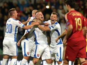 Slovensko vybojovalo výhru 2:1 nad Španělskem a vede skupinu
