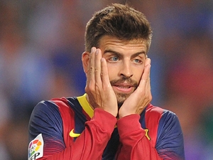Piqué na sebe opět upozornil mimo hřiště. Závidíte, že jsem slavný, křičel na policisty