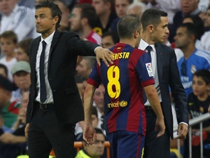 Iniesta se zranil v El Clásicu – bude chybět tři týdny