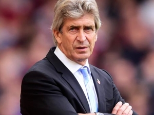 Kouče Pellegriniho před manchesterským derby trápí forma City 