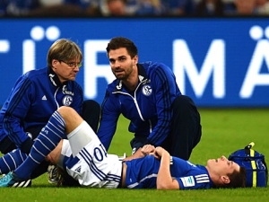 Fotbalisté Schalke přišli do konce roku o mistra světa Draxlera 