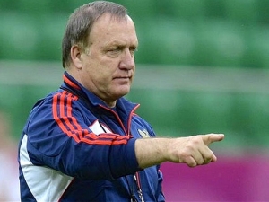 Advocaat přece jen zůstane trenérem Sunderlandu 