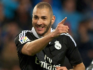 Real Madrid vyhrál po šestnácté v řadě, Málagu porazil 2:1
