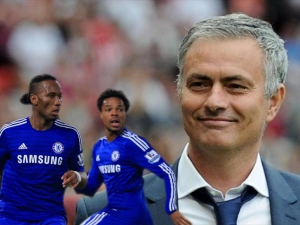Mourinho uznal, že byl Tottenham v úvodních 20 minutách lepší. Chválil Drogbu, Rémyho i Zoumu