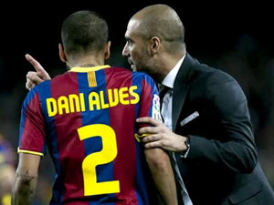 Bude Guardiolův Bayern příštím působištěm Daniho Alvese?