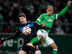 Gebre Selassie dal první gól v sezoně, prohře Brém ale nezabránil