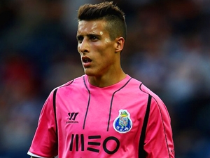 Porto chce koupit Cristiana Tella z Barcelony