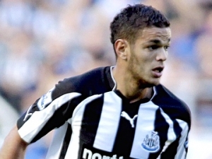 Ben Arfa se vrací z Anglie do francouzské ligy, bude hrát za Nice 