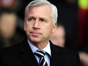 Kouč Pardew vyměnil v anglické lize Newcastle za Crystal Palace 