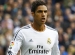 Přestupové spekulace: Varane prioritou United, Wilshere posilou City?