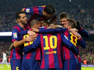Barcelona po výborné první půli ovládla šlágr kola a Atlético Madrid zdolala 3:1