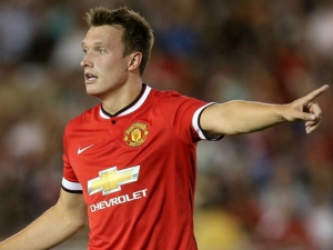 Phil Jones: Hra na 3 obránce nám nedělá problémy a Chelsea ještě můžeme dostihnout