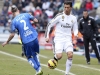 Real Madrid vyhrál v Getafe 3:0, Barcelona dala při výhře v La Coruñi ještě o jeden gól víc