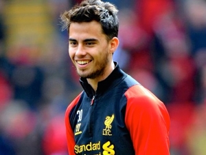 Španělský záložník Suso přestoupil z Liverpoolu do AC Milán 