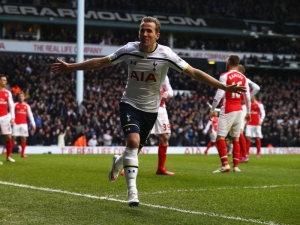 Kane otočil utkání s Arsenalem, severolondýnské derby ovládl Tottenham