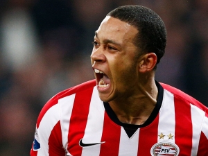Na tohle se mohou těšit fanoušci United. Depay volným kopem z 35 metrů rozhodl o výhře PSV