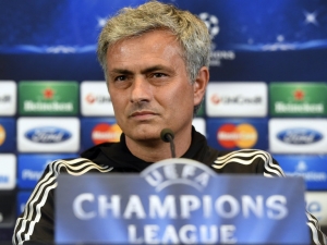 Mourinho: David Luiz by měl být suspendován, Ibrahimoviče nechte hrát