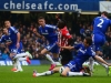 Chelsea remízou se Southamptonem zvyšuje své vedení v tabulce, Burnley šokovalo výhrou nad City, United knokautovali Tottenham