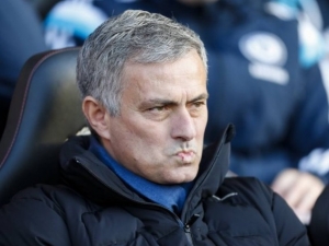 José Mourinho odmítl možnost návratu do Realu Madrid. Ten kontaktoval i Kloppa a Beníteze