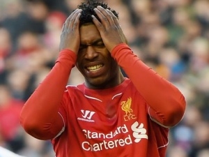Pohroma pro Liverpool? Sturridge až měsíc mimo hru