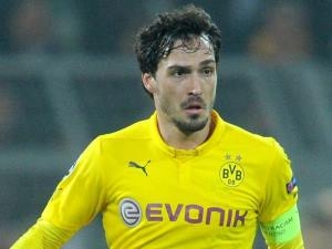 Další hráč na odchodu z Dortmundu. Hummels chce do zahraničí, kluby na něj stojí frontu