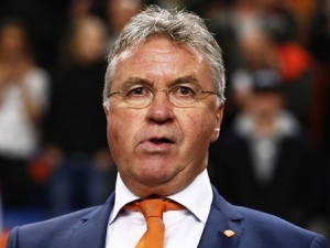 Hiddink se o místo u nizozemské reprezentace nebojí