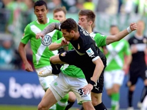 Wolfsburg porazil Stuttgart, na vedoucí Bayern ztrácí sedm bodů 