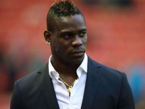 Balotelli je nejvíce uráženým fotbalistou na sociálních sítích