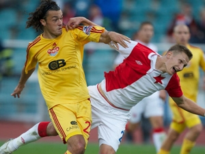 Budějovice a Hradec sestupují, Slavia zdolala v derby Duklu