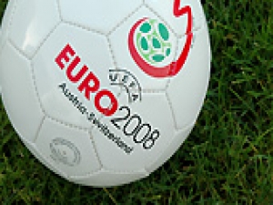 Rusové a Italové o postup, Angličané mají obavy