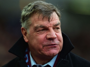 Trenér Allardyce skončil po sezoně u fotbalistů West Hamu 