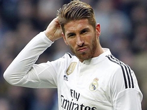 Manchester United kontaktoval Real Madrid ohledně Sergia Ramose
