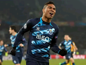 Real vykoupil vlastního hráče z Porta. Casemiro se za 7,5 milionu eur vrací na San Bernabéu