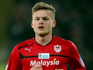 Gunnarsson možná dlouhé auty nepředvede, protože ho bolí rameno