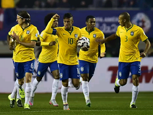 Brazilci na Copě América porazili Peru gólem v nastavení 