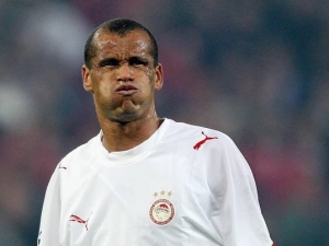Rivaldo se vrací k fotbalu, chce pomoci Mogi Mirim k záchraně
