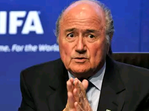 Blatter odmítl, že by rezignoval na post šéfa FIFA 