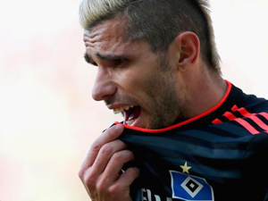 Valon Behrami opouští Hamburk a míří do Watfordu