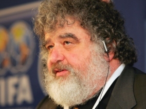Bývalý člen FIFA Blazer má doživotní zákaz působení ve fotbale 