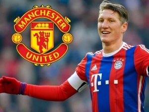 Bastian Schweinsteiger je polichocen zájmem Manchesteru United