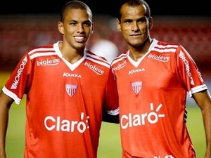 Rivaldo a jeho syn řídili v brazilské lize gólové představení