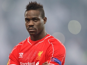 Prezident Sampdorie nabízí Mariovi Balotellimu únikovou cestu z Liverpoolu