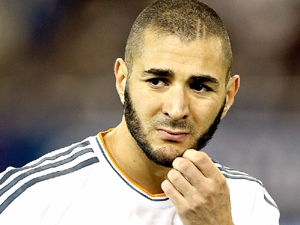 Benzema na tisíc procent zůstane v Realu