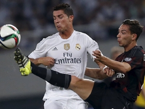 Real porazil AC Milán po bezbrankovém zápase až na penalty