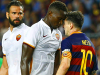 Messi chytil soupeře pod krkem a dal mu hlavičku. To je normální, hájí ho klub