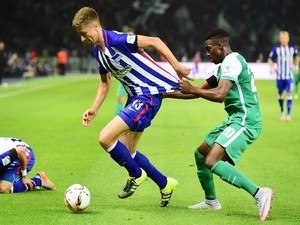 Hertha remizovala s Brémami, hráli Darida i Gebre Selassie 